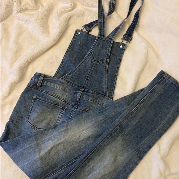 Overalls - Picture 4 of 4